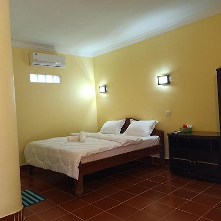 Hotel Pina House à Kep Extérieur photo
