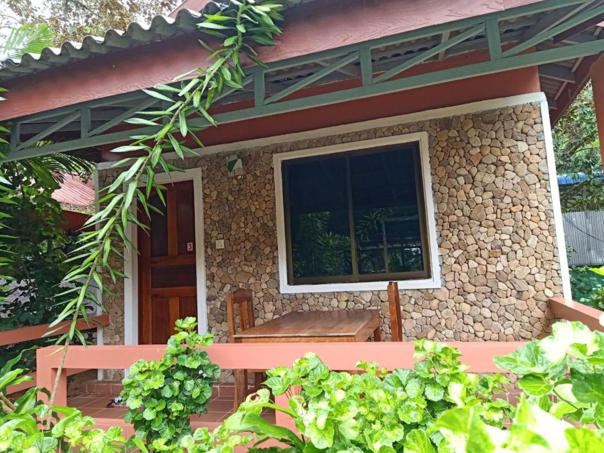 Hotel Pina House à Kep Extérieur photo